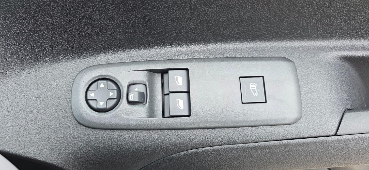 Used Peugeot Partner 2026 for sale - 77612597: Photo 13