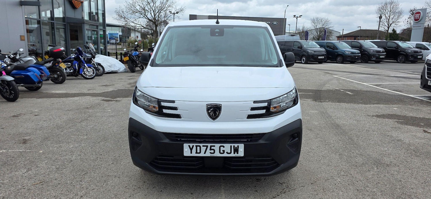 Used Peugeot Partner 2026 for sale - 77612597: Photo 2