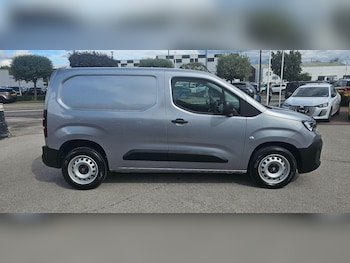 Used Citroen Berlingo 2025 for sale - 76550185: Photo