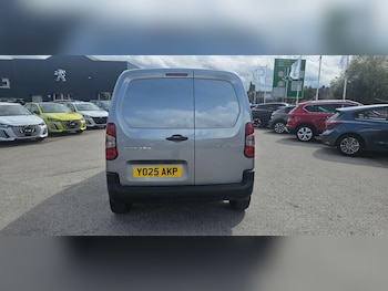 Used Citroen Berlingo 2025 for sale - 76550185: Photo