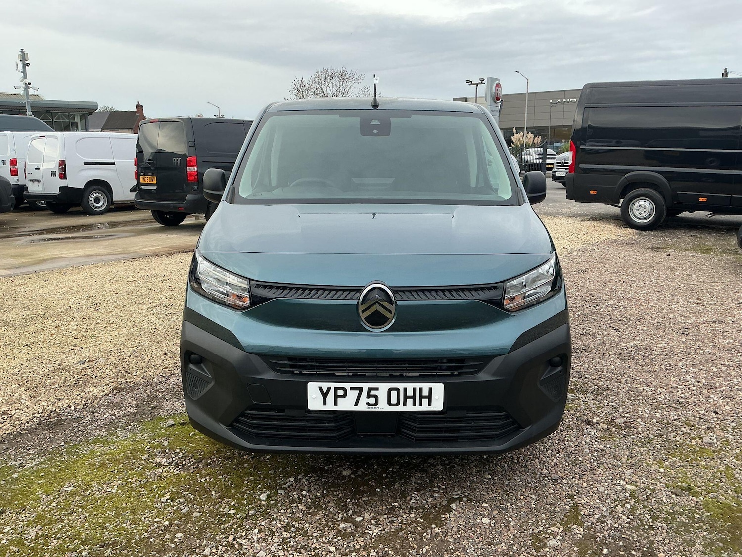 Used Citroen Berlingo 2025 for sale - 76765282: Photo 2