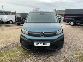 Used Citroen Berlingo 2025 for sale - 76765282: Photo