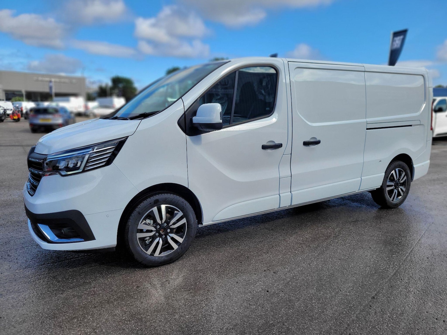 Used Renault Trafic 2025 for sale - 77612540: Photo 4
