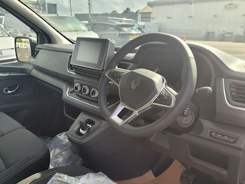 Used Renault Trafic 2025 for sale - 76498941: Photo