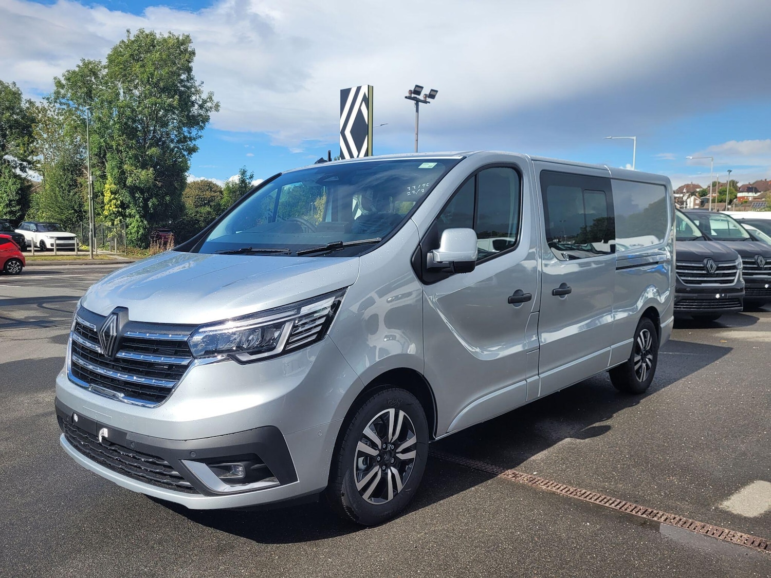 Used Renault Trafic 2025 for sale - 77305404: Photo 2
