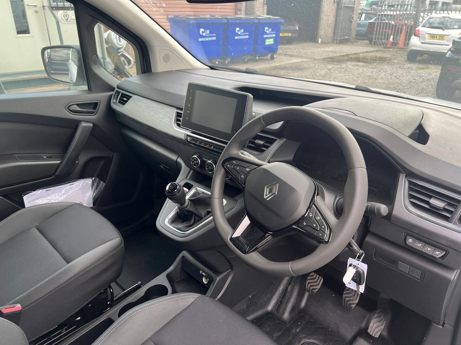 Used Renault Kangoo 2025 for sale - 76432979: Photo 11