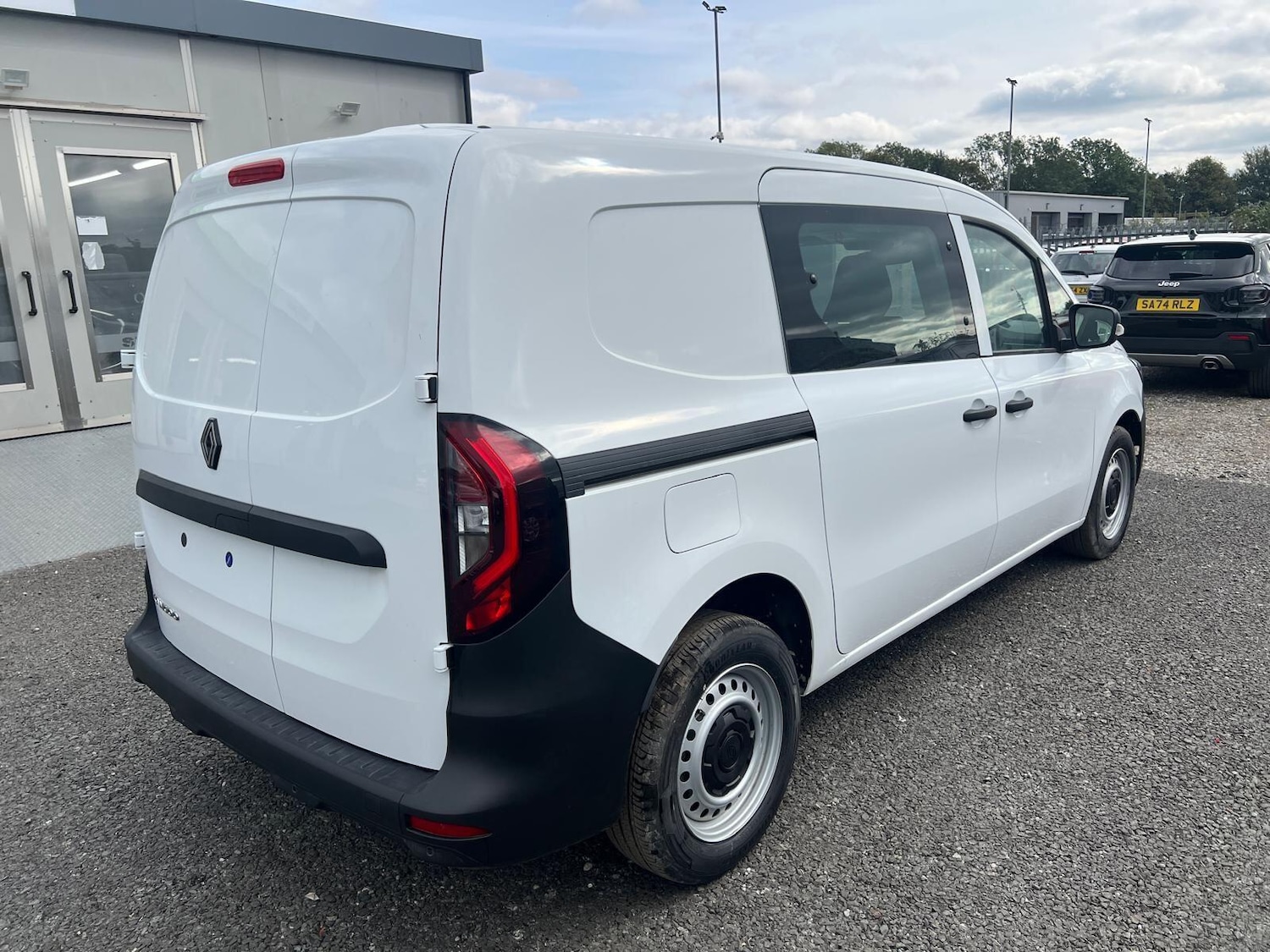 Used Renault Kangoo 2025 for sale - 76432979: Photo 7