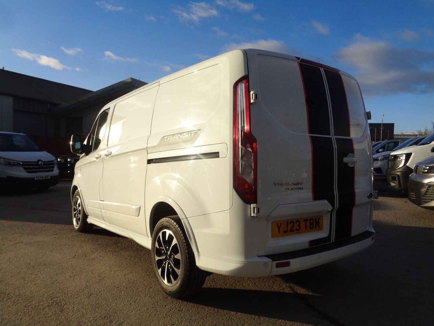 Used Ford Transit Custom 2023 for sale - 77155808: Photo 5