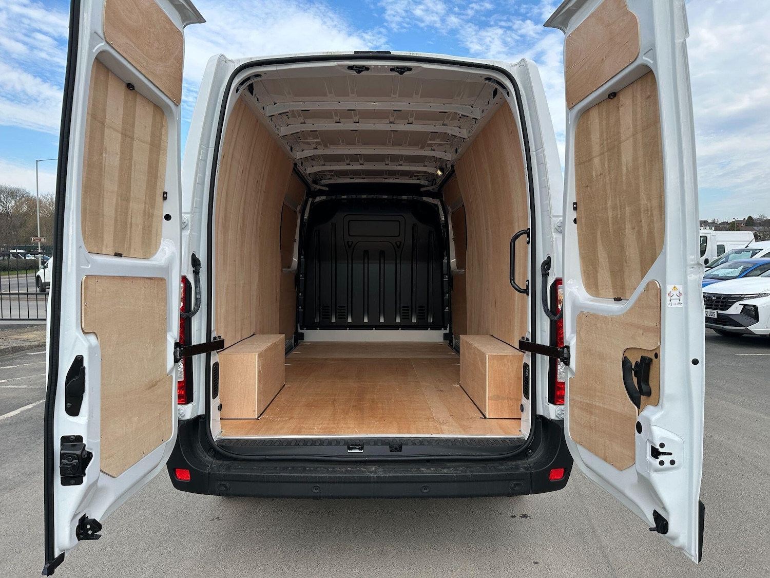 Used Renault Master 2024 for sale - 76326437: Photo 11