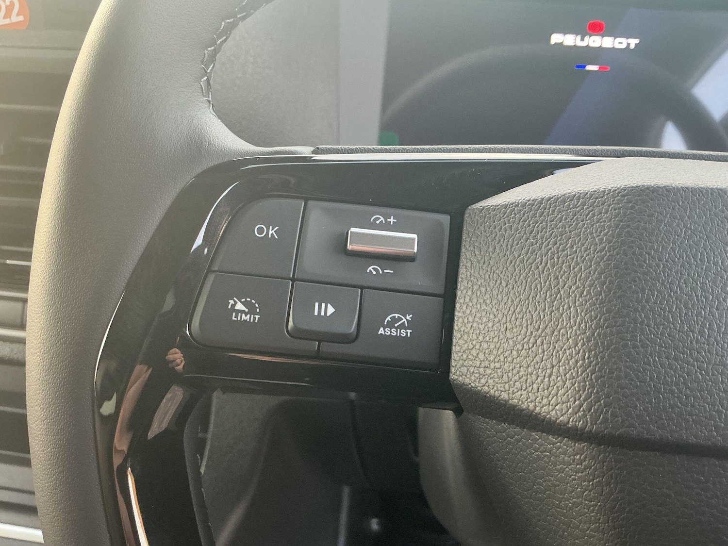 Used Peugeot Expert 2025 for sale - 76499570: Photo 13