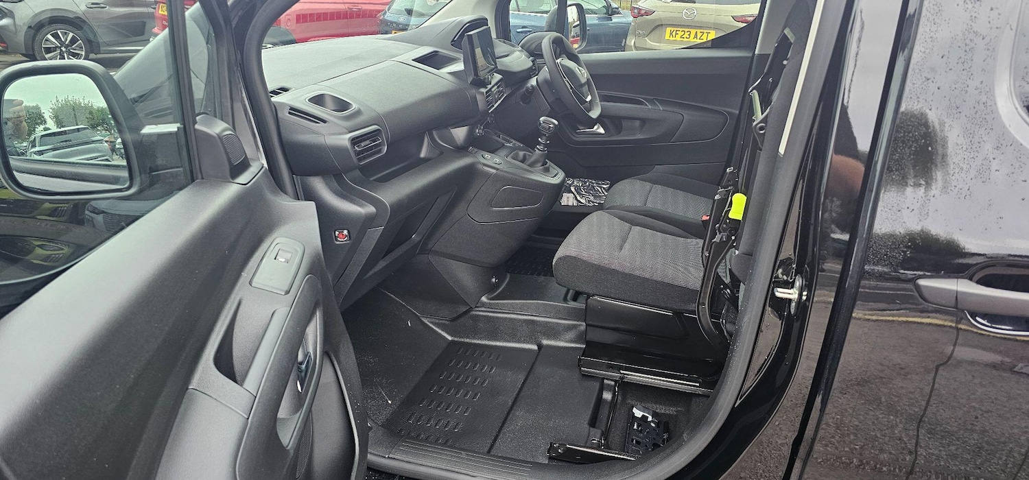 Used Peugeot Partner 2025 for sale - 76561621: Photo 18