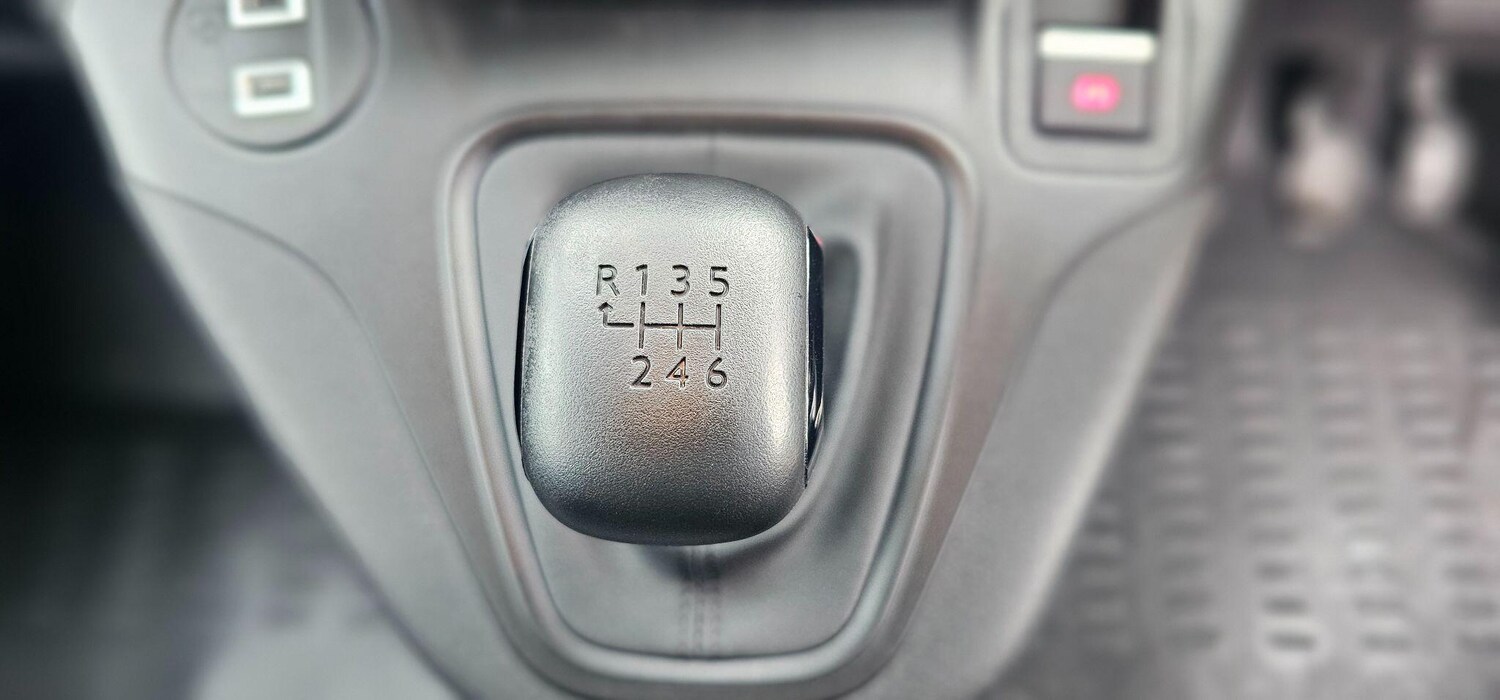 Used Peugeot Partner 2025 for sale - 76561621: Photo 25