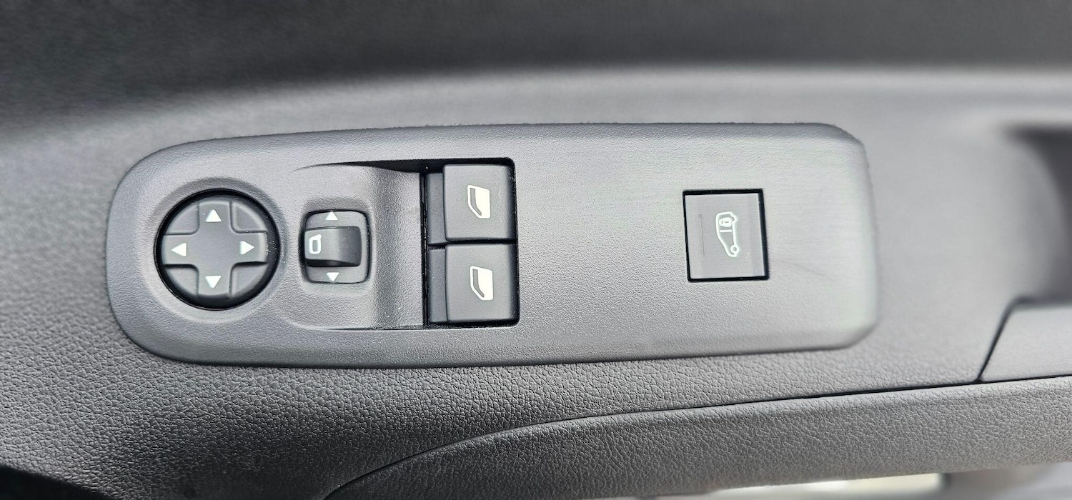 Used Peugeot Partner 2025 for sale - 76561621: Photo 33