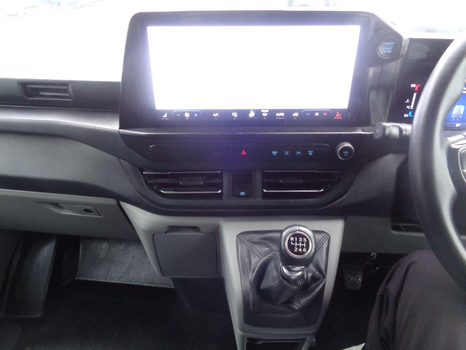 Used Ford Transit Custom 2024 for sale - 76994764: Photo 16