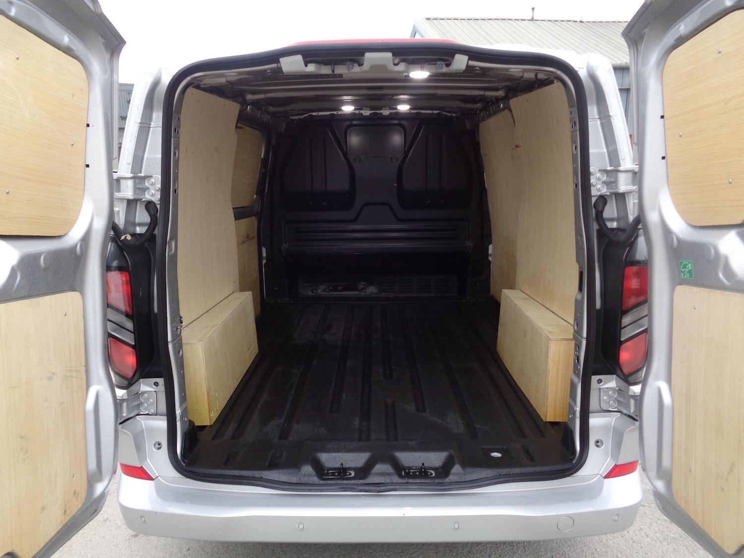 Used Ford Transit Custom 2024 for sale - 76994764: Photo 26