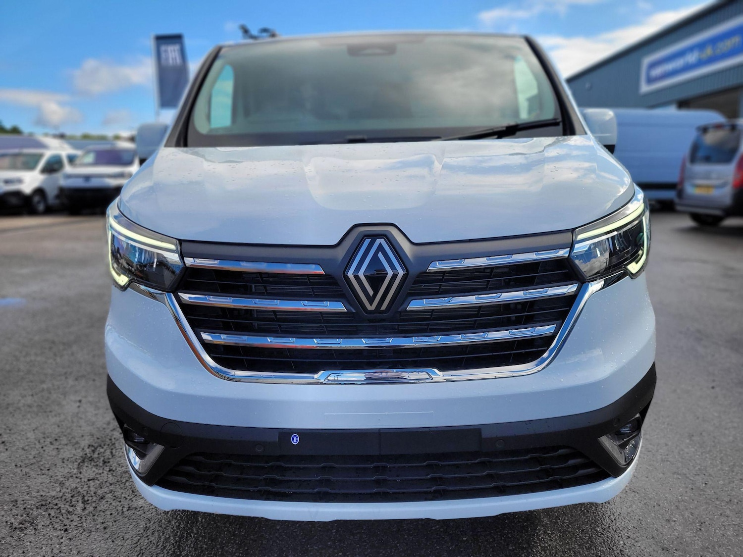 Used Renault Trafic 2025 for sale - 77215308: Photo 8