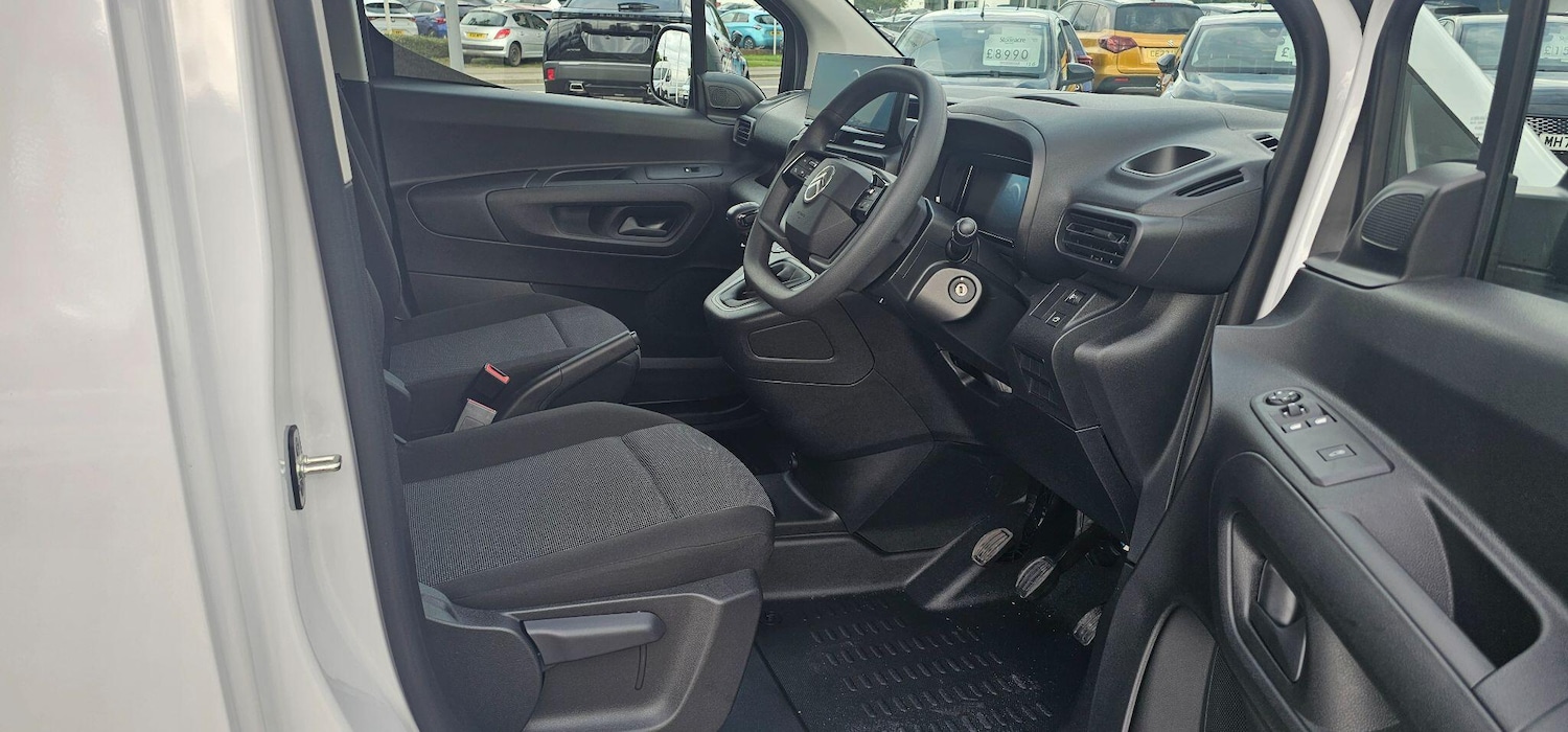 Used Citroen Berlingo 2025 for sale - 76498526: Photo 16