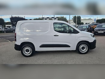 Used Citroen Berlingo 2025 for sale - 76498526: Photo