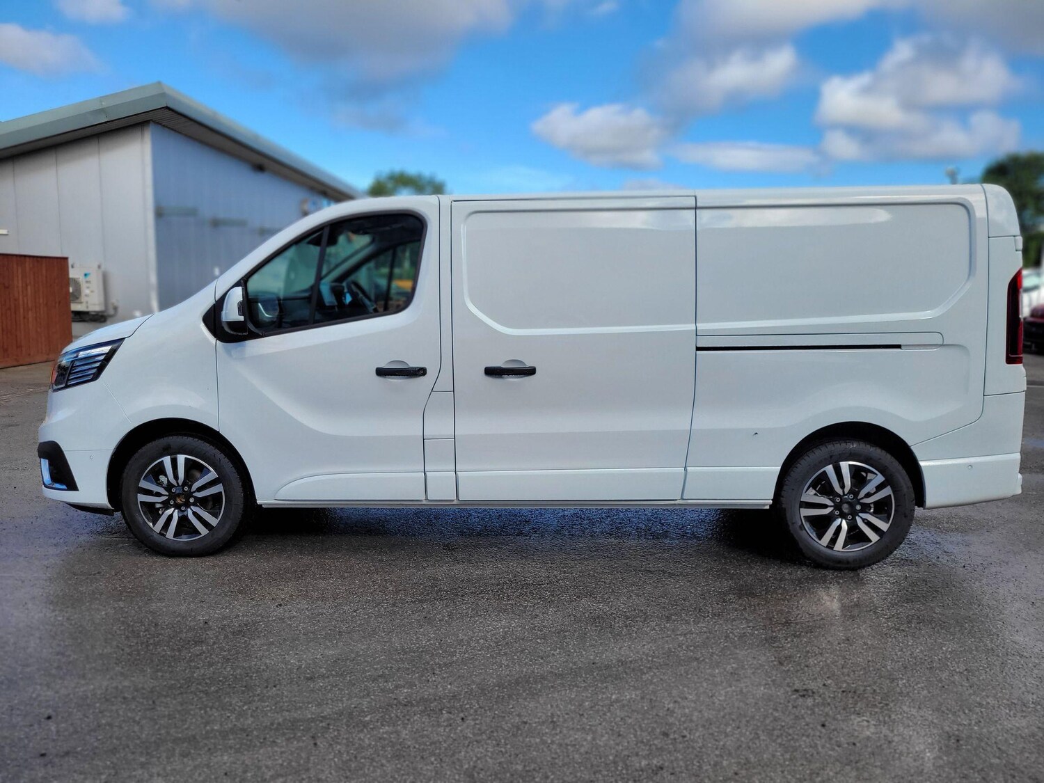 Used Renault Trafic 2025 for sale - 76927093: Photo 16