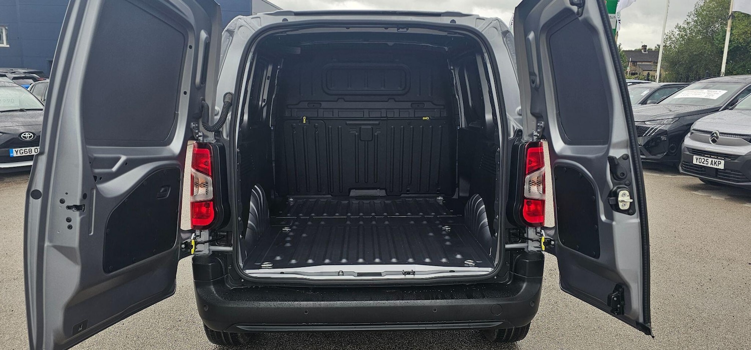 Used Peugeot Partner 2025 for sale - 76499145: Photo 11