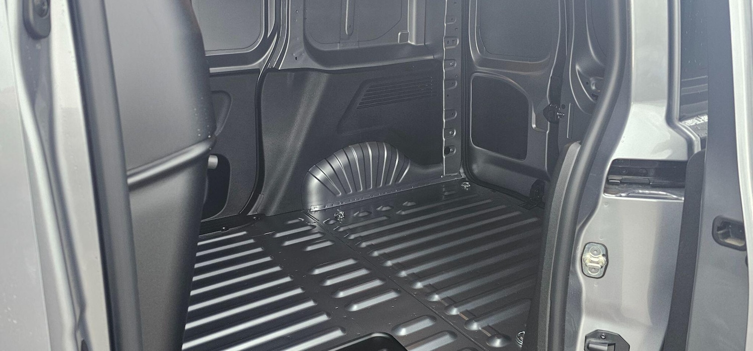 Used Peugeot Partner 2025 for sale - 76499145: Photo 18