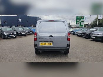 Used Peugeot Partner 2025 for sale - 76499145: Photo