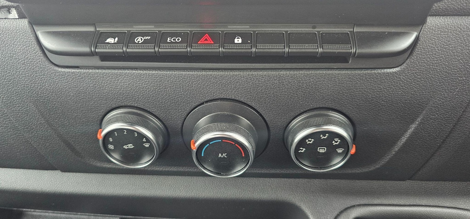 Used Renault Master 2023 for sale - 76765501: Photo 15