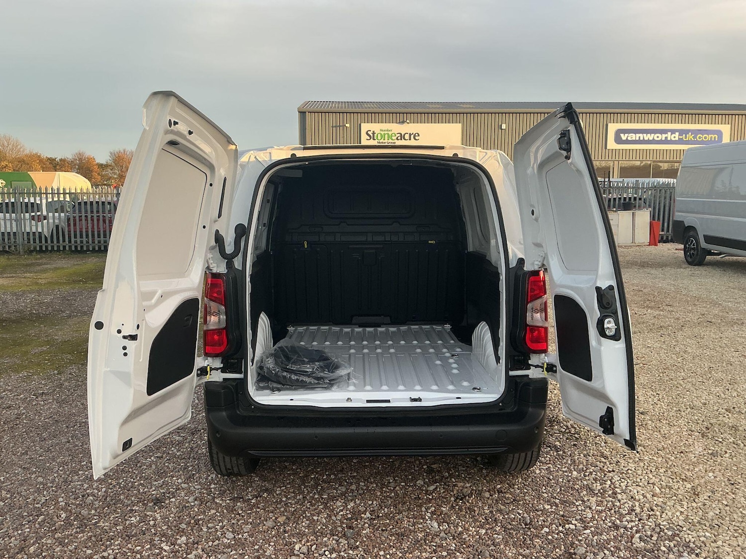 Used Citroen Berlingo 2025 for sale - 76801722: Photo 15