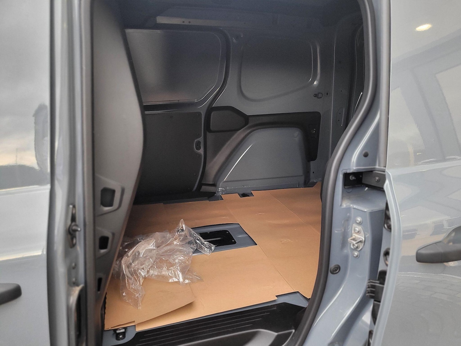 Used Renault Kangoo 2025 for sale - 76728917: Photo 9