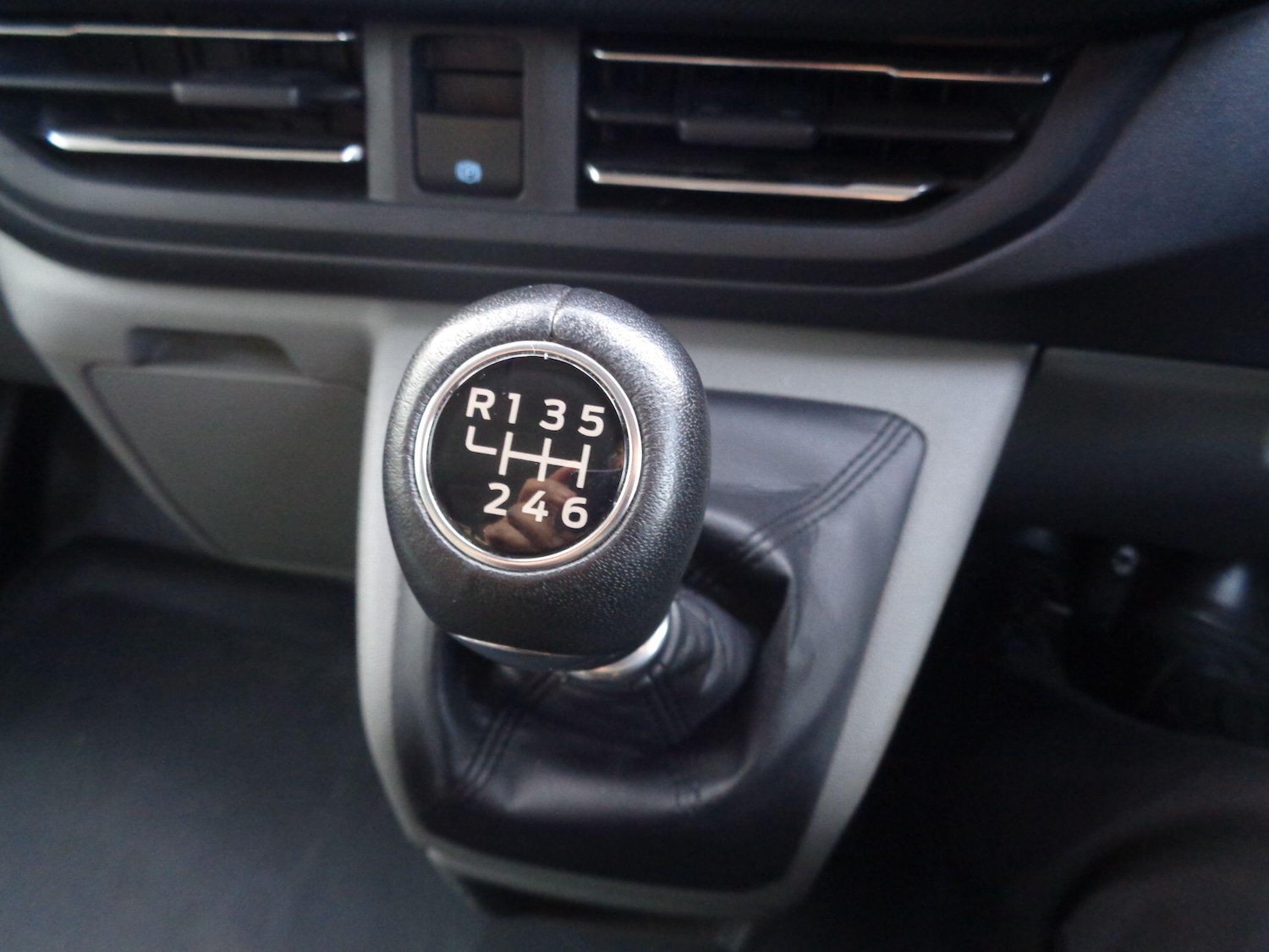 Used Ford Transit Custom 2024 for sale - 76992374: Photo 25