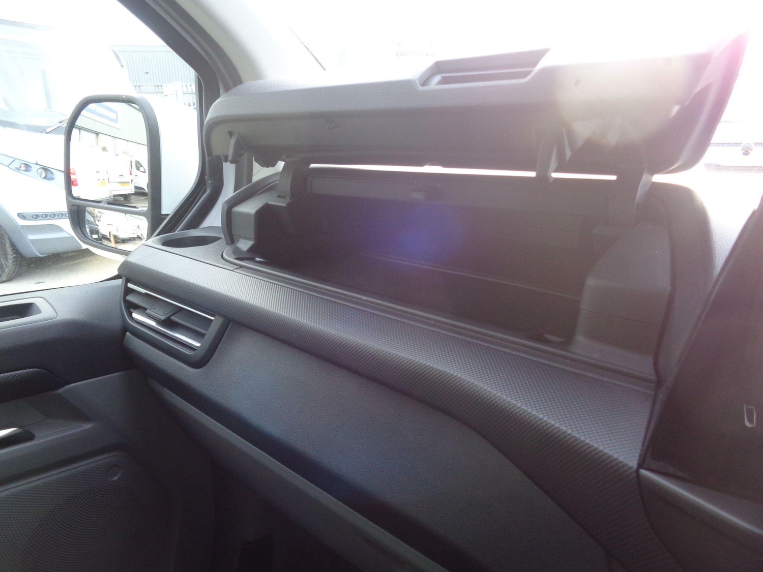 Used Ford Transit Custom 2024 for sale - 76992374: Photo 27