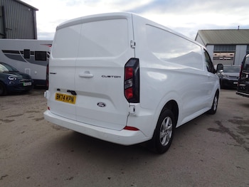 Used Ford Transit Custom 2024 for sale - 76992374: Photo