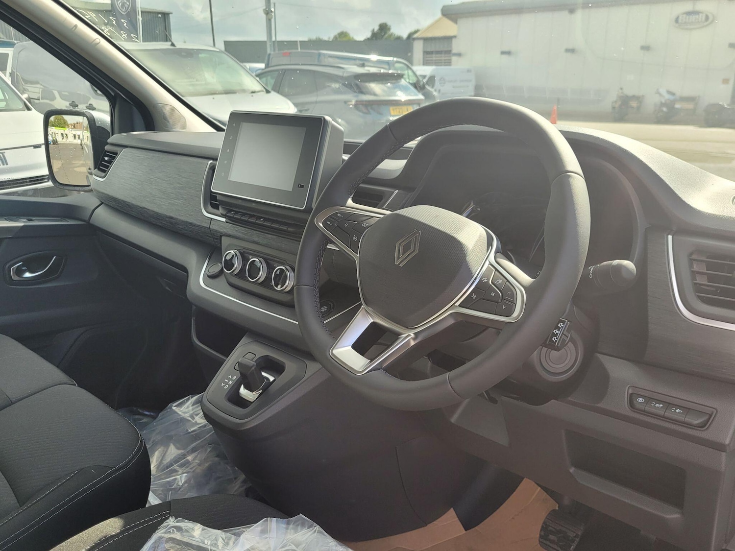 Used Renault Trafic 2025 for sale - 76425519: Photo 9