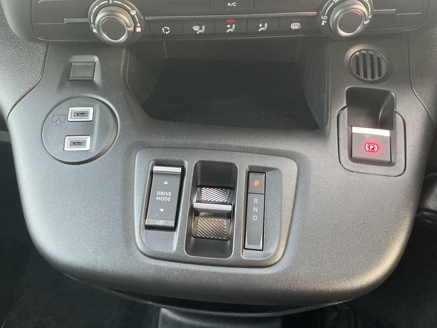 Used Citroen Berlingo for sale - 77290946: Photo 31