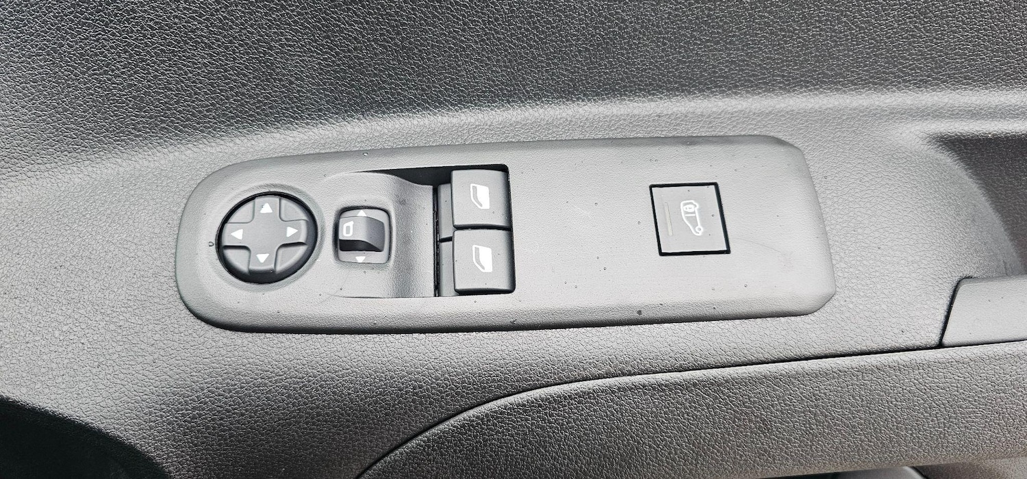 Used Peugeot Partner 2025 for sale - 76499568: Photo 27