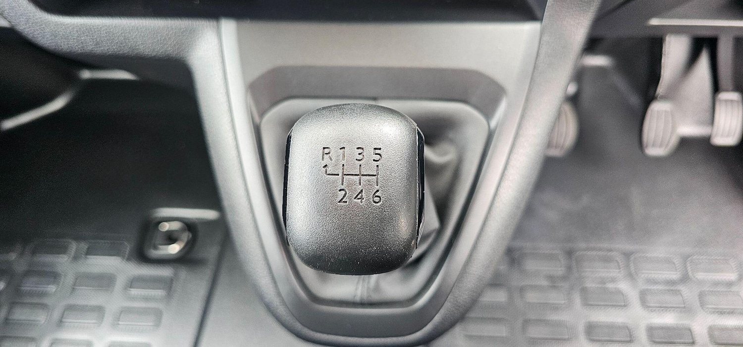 Used Peugeot Expert 2025 for sale - 76865984: Photo 25