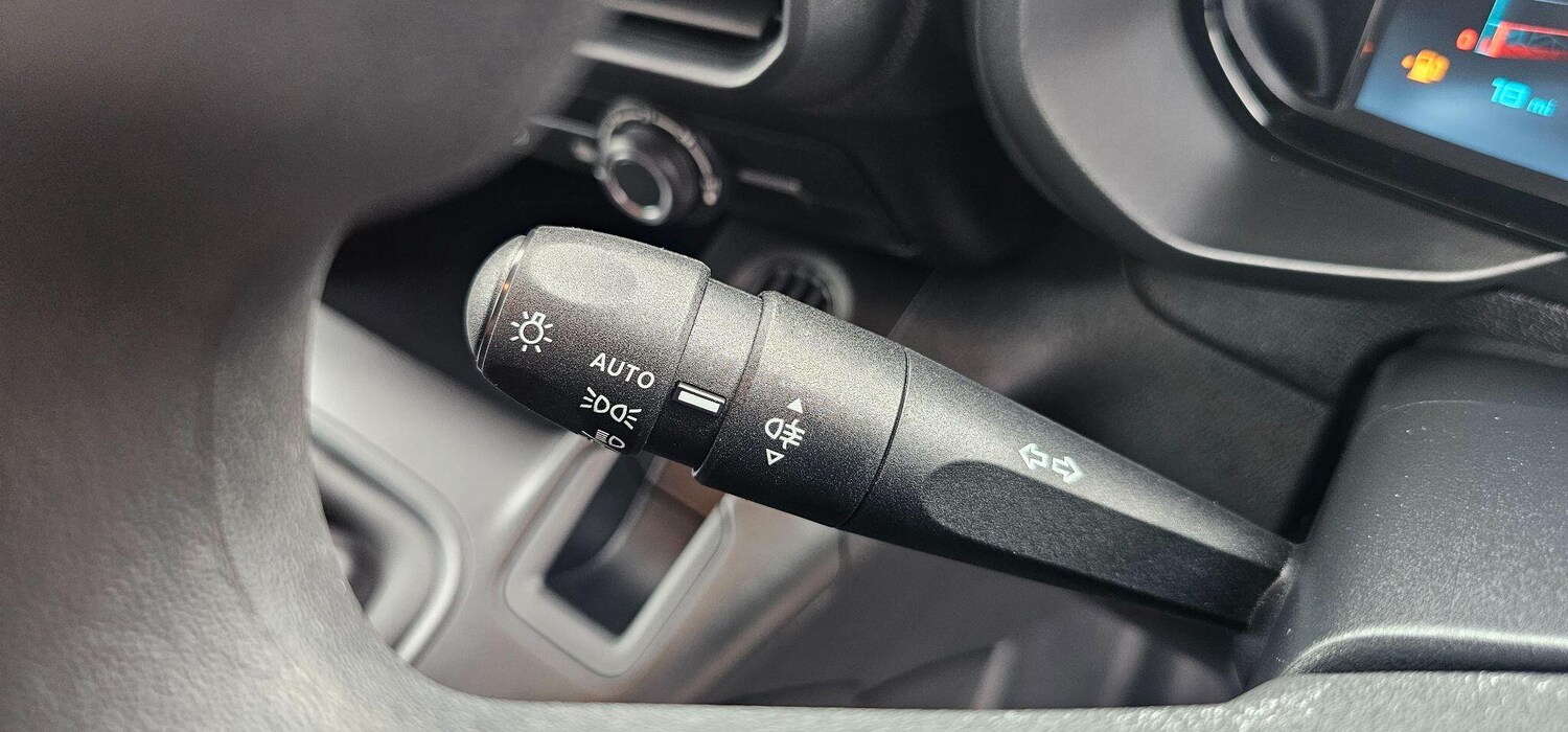 Used Citroen Berlingo 2025 for sale - 76913360: Photo 30