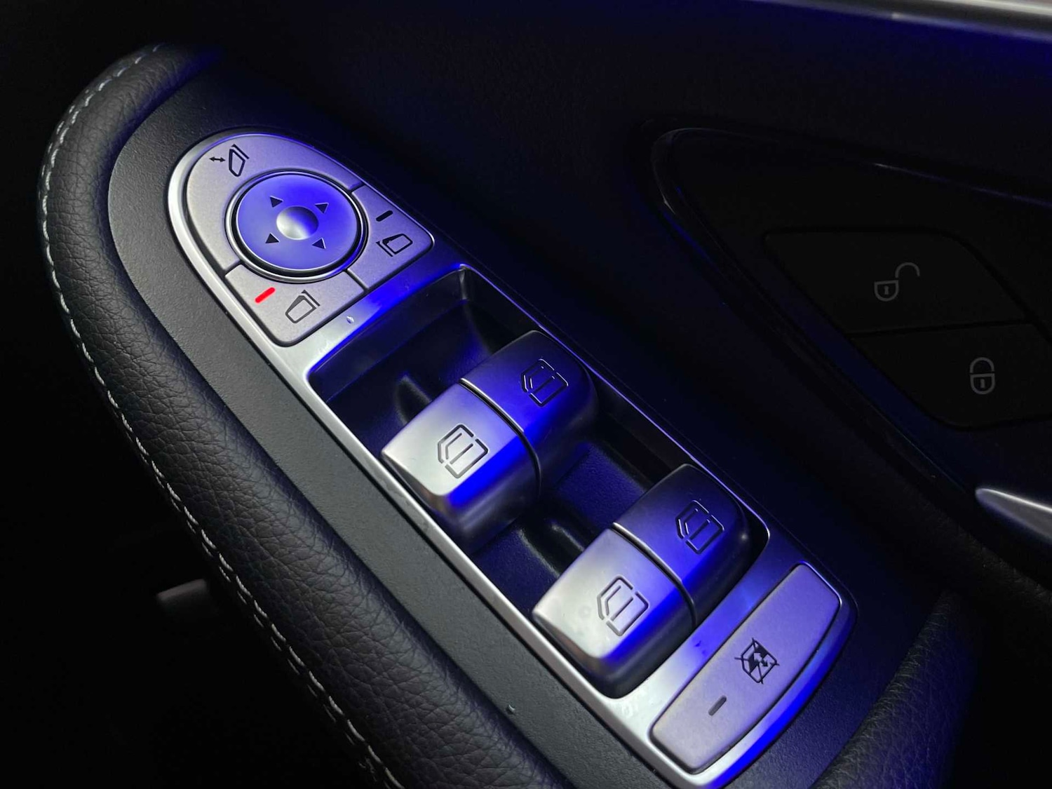 Used Mercedes-Benz GLC 2022 for sale - 76986951: Photo 20