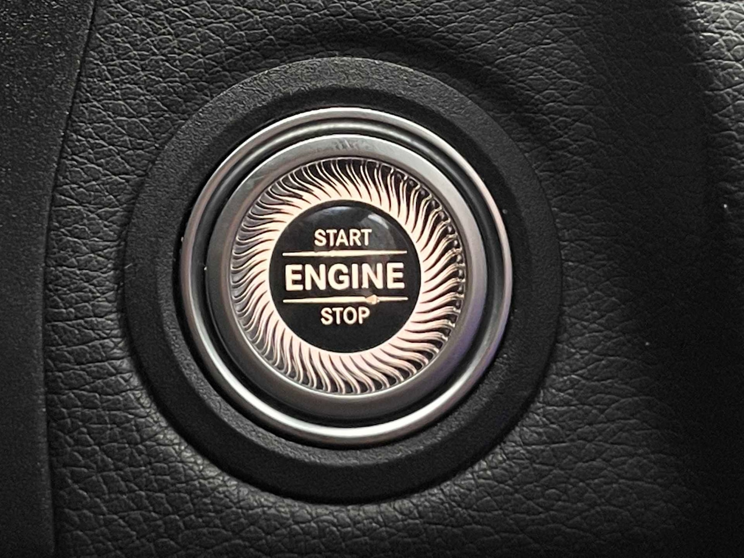 Used Mercedes-Benz GLC 2022 for sale - 76986951: Photo 46