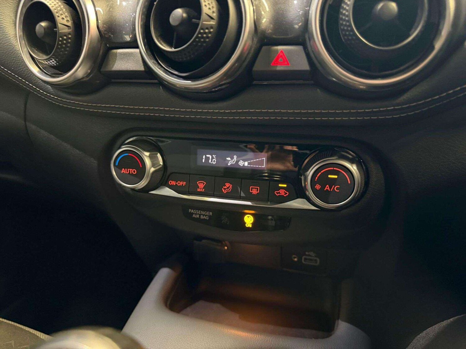 Used Nissan Juke 2019 for sale - 78196304: Photo 33