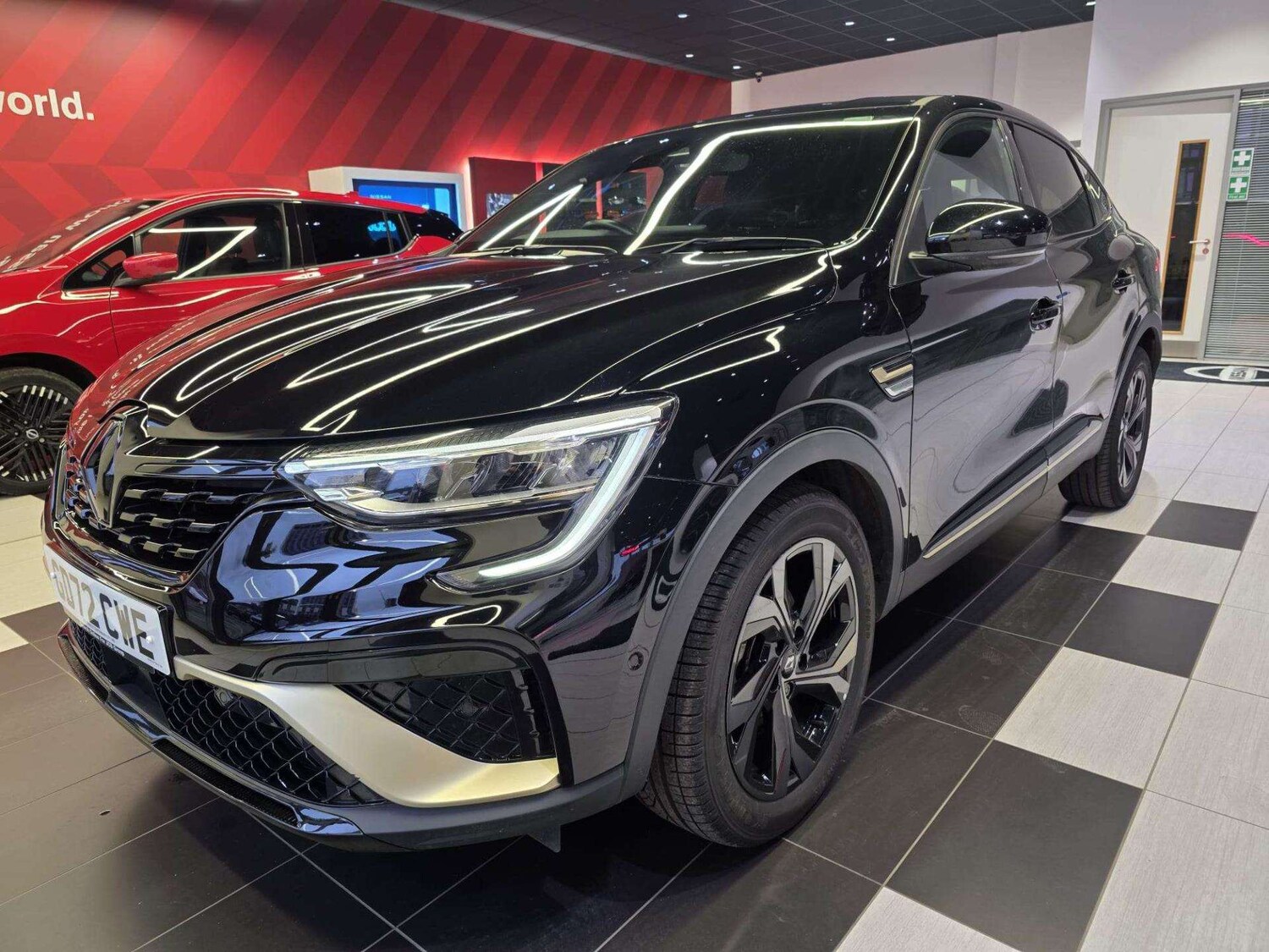 Used Renault Arkana 2023 for sale - 78196144: Photo 4