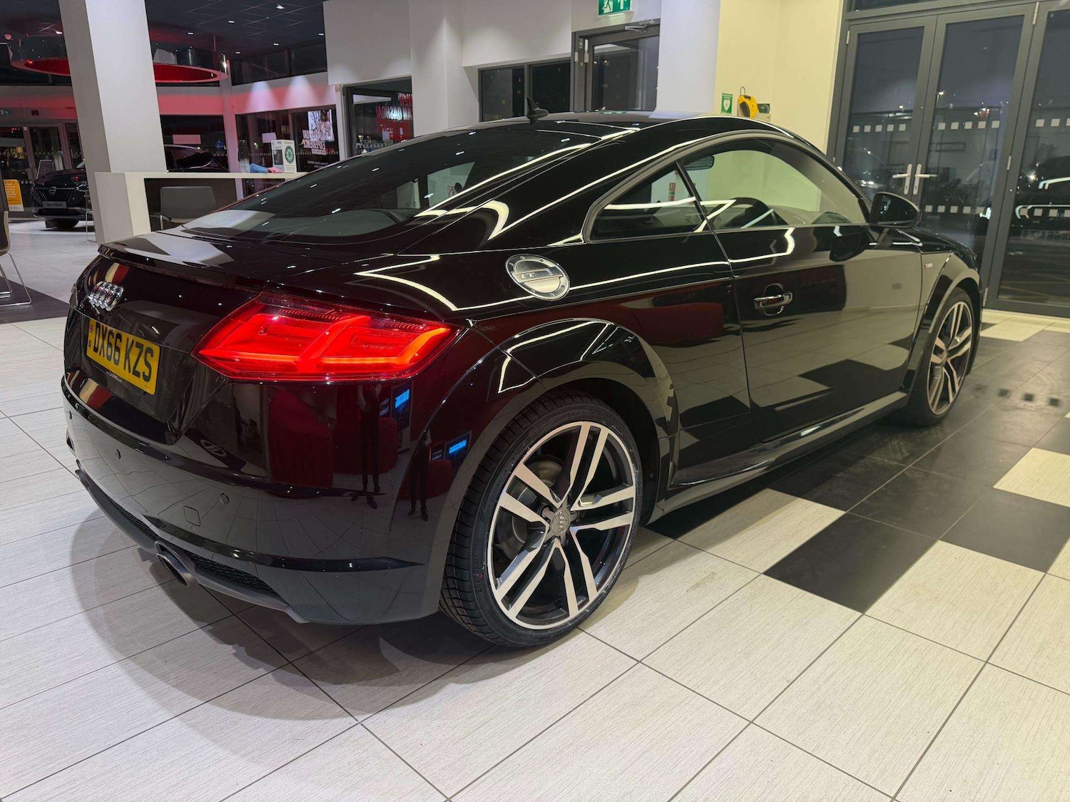 Used Audi TT 2016 for sale - 77688027: Photo 2