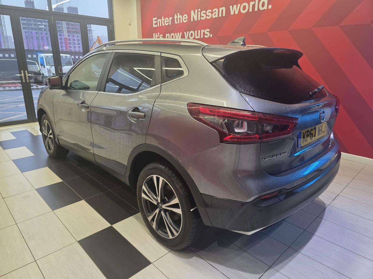 Used Nissan Qashqai 2017 for sale - 77701326: Photo 12