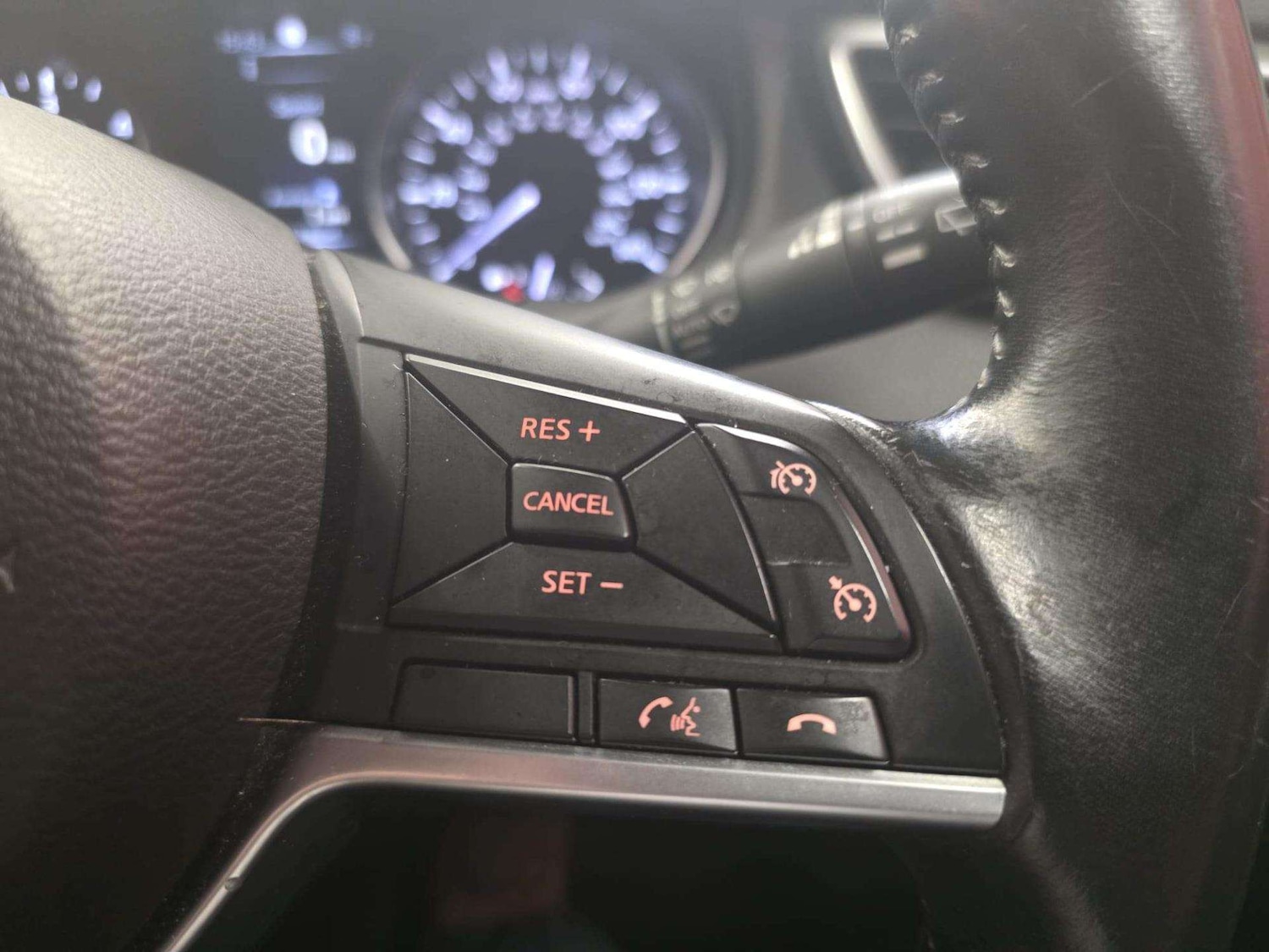 Used Nissan Qashqai 2017 for sale - 77701326: Photo 25