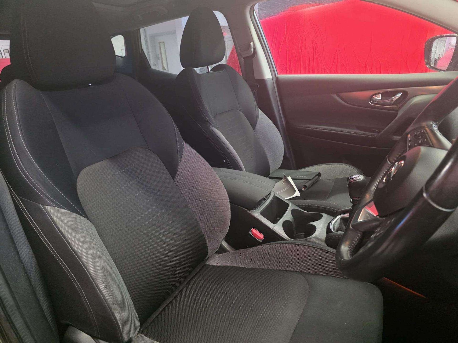 Used Nissan Qashqai 2017 for sale - 77701326: Photo 30