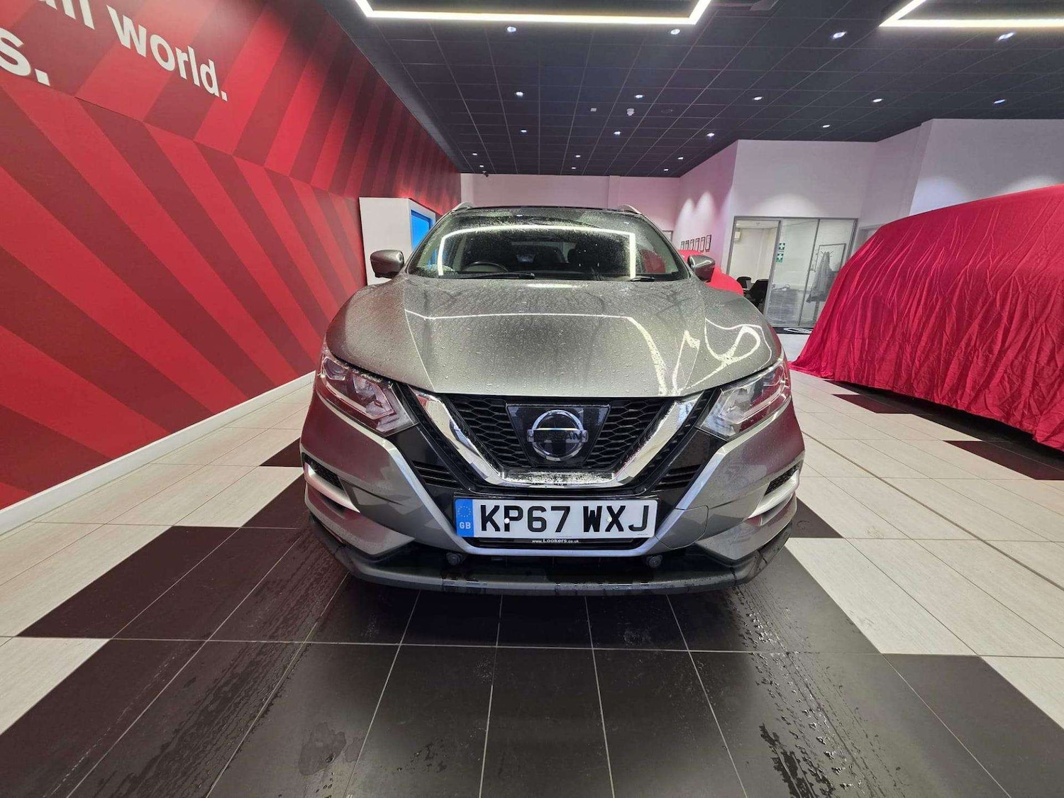 Used Nissan Qashqai 2017 for sale - 77701326: Photo 6