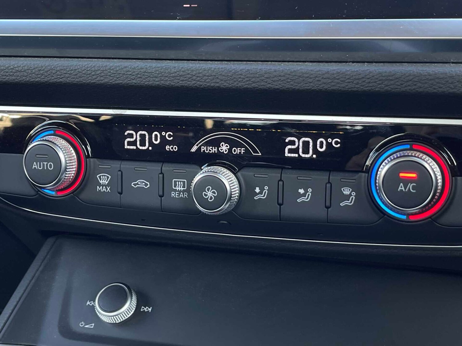 Used Audi Q3 2019 for sale - 77489690: Photo 25