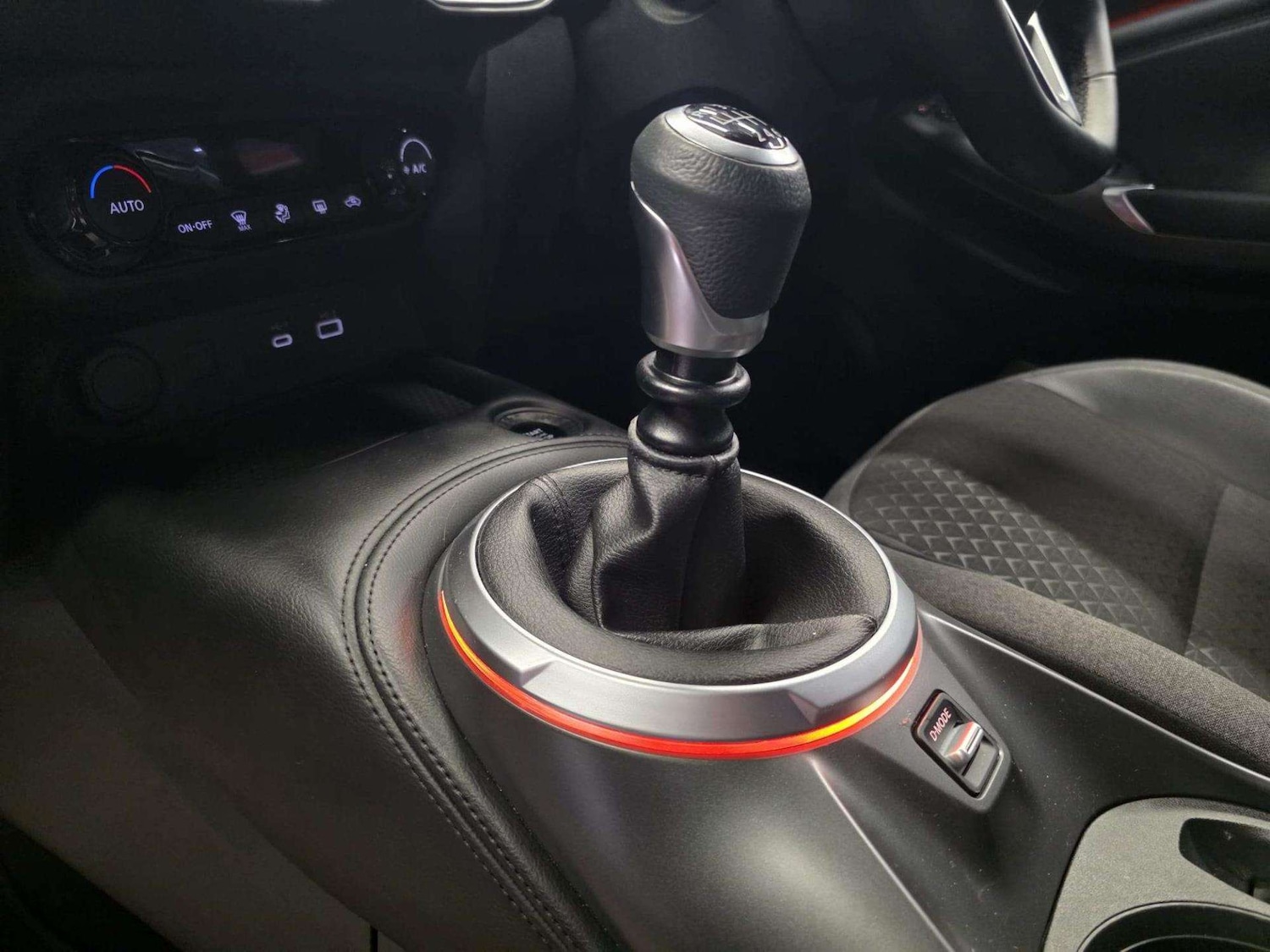 Used Nissan Juke 2024 for sale - 77516480: Photo 39