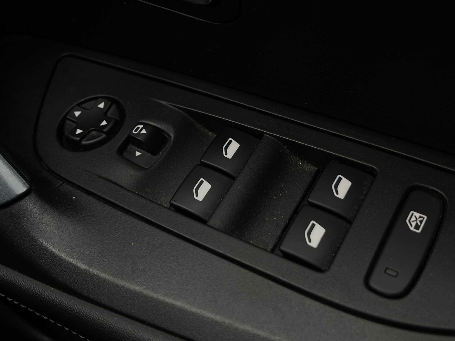 Used Peugeot 2008 2020 for sale - 76986957: Photo 14