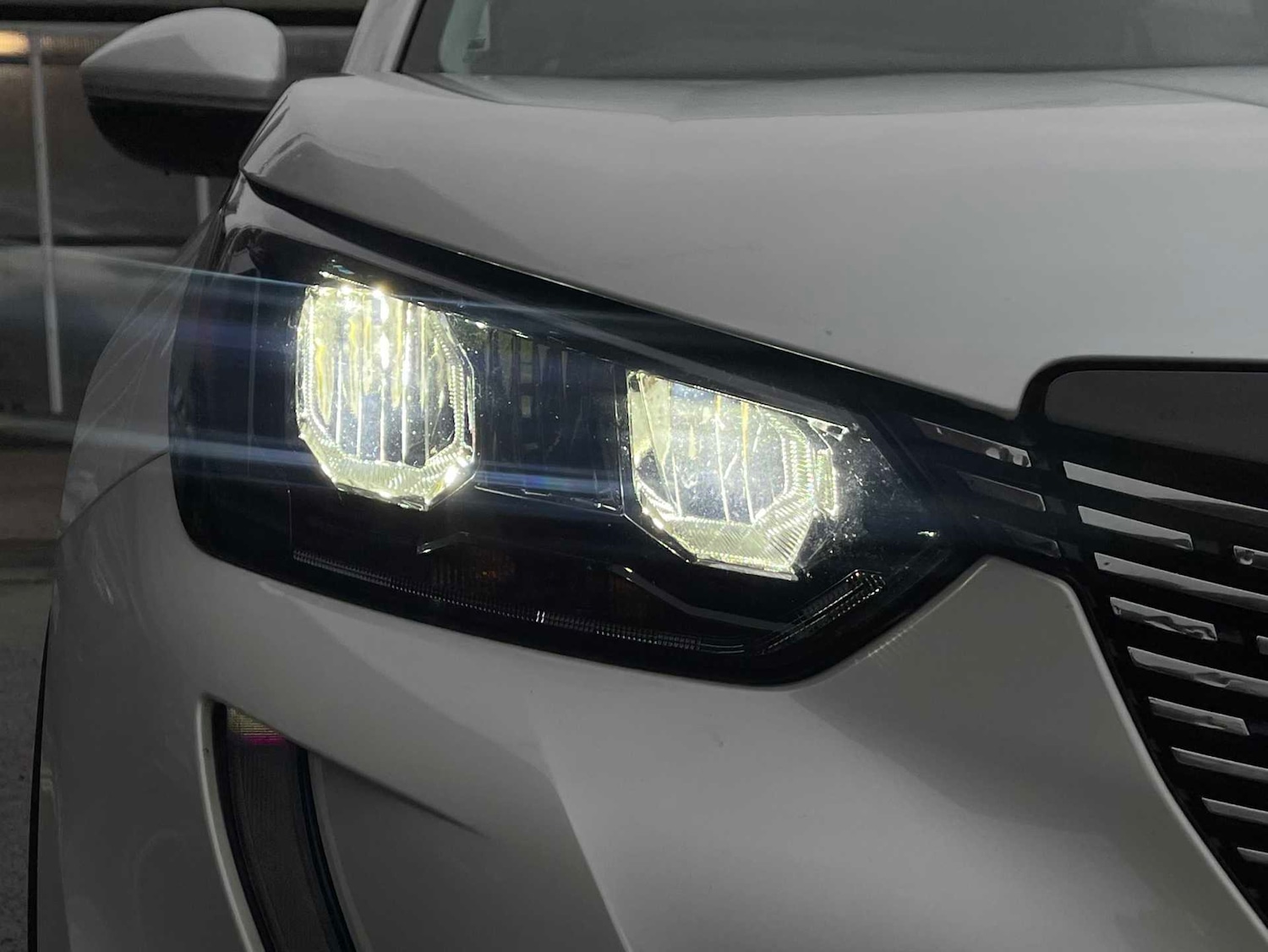 Used Peugeot 2008 2020 for sale - 76986957: Photo 31